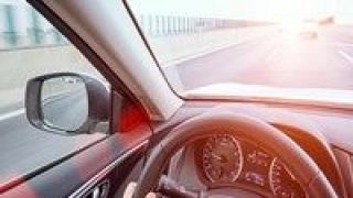 5G,駛上,打通,聯網,聰明,智能 “智能車”駛上“聰明路” 5G車聯網打通兩個萬億產業