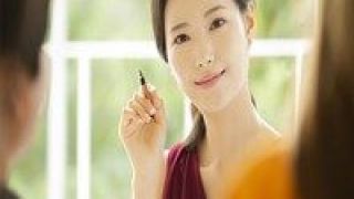 12,24,定檔,拆彈,首部,賀歲 “她題材”霸屏，但離好的女性故事還差很遠
