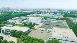高管逢,三聯,后勁,扭虧,多大,減持 公司高管逢高減持  哈三聯扭虧后勁多大？