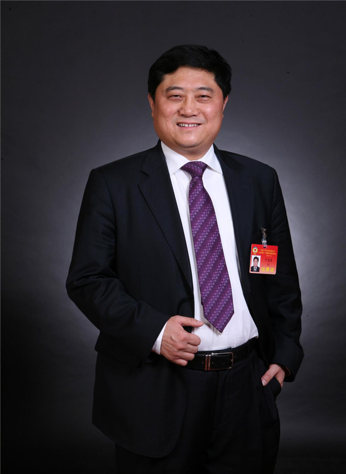 于圣臣 生物制藥 網上家園 全國政協委員于圣臣：兩份提案聚焦生物制藥和非公企業黨建