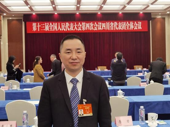 余東 老字號 國潮 余東代表：保護中華老字號 引領“國潮”新消費