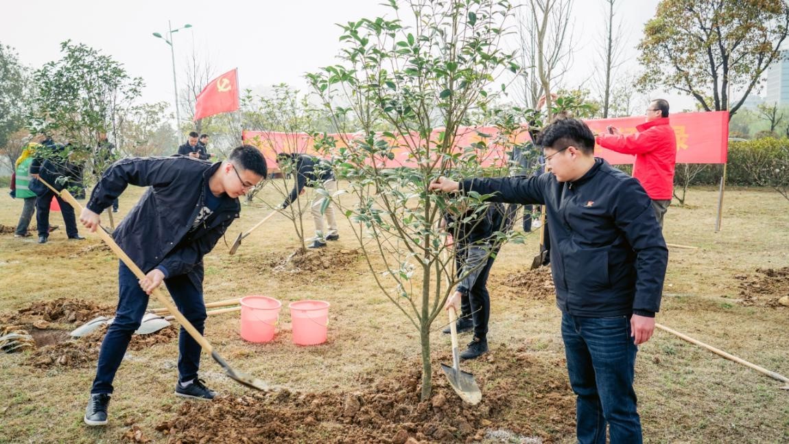 植樹 中建科工 綠水青山 植新春希望之樹 讀黨史百年輝煌
