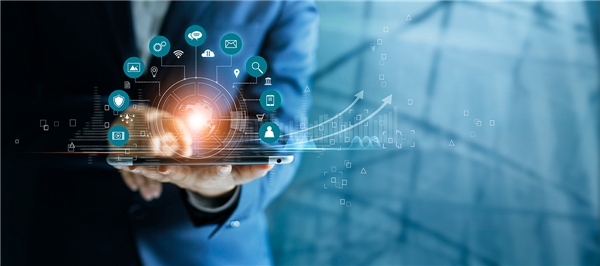 CRM AI 新賽點 CRM進入下半場，AI引領的主動客戶經營成新賽點