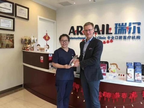 瑞爾齒科 兒牙專家李聞：羅慕孩子，值得擁有自信美好未來