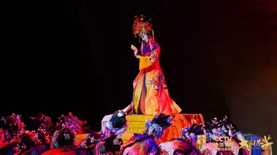 舍得酒業(yè) 有一種中國(guó)精神叫舍得：舍得酒業(yè)攜手人民日?qǐng)?bào)上線大片收獲高贊