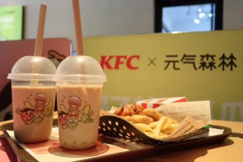 元氣森林 品質為根基、創新為啟動——元氣森林攜KFC聯名推出“元氣頂瓜瓜乳茶”
